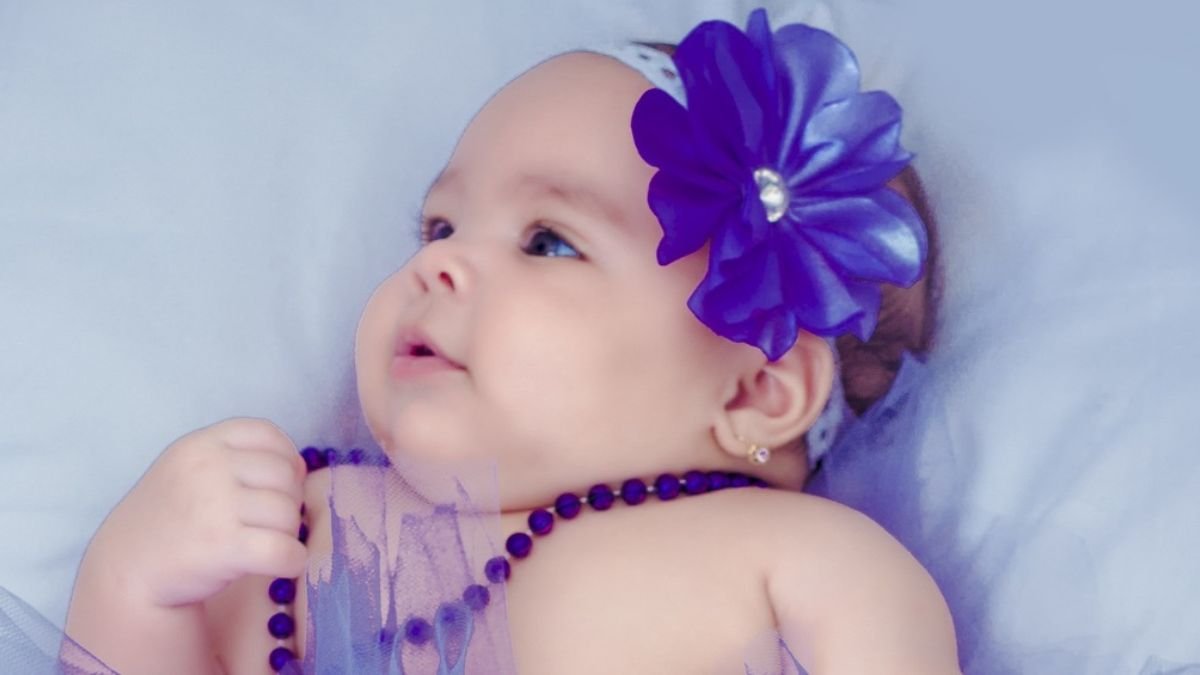 menina lilas