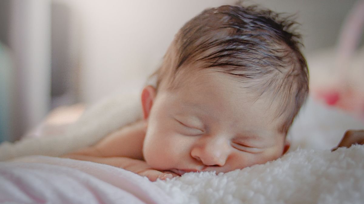 bebe dormindo